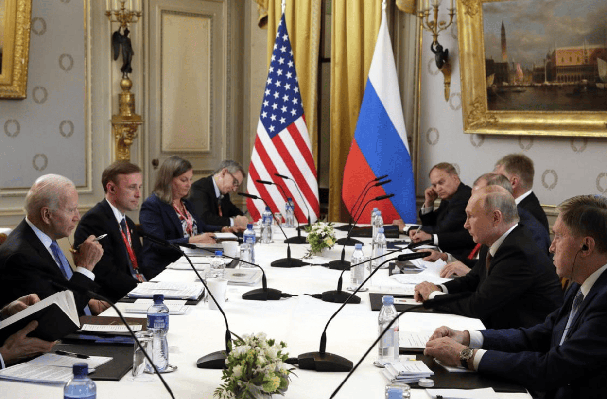 万万没想到!俄乌打了三年多,竟是俄先“加入”北约?普京高兴坏了