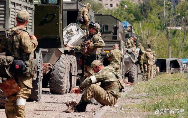 起义军首战告捷,沙拉政权气数将尽?伊朗沉默,美以俄土出手了