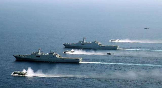 赖清德“独火”烧裂民进党,谢长廷倒戈拆台,台湾风向悄然变天?