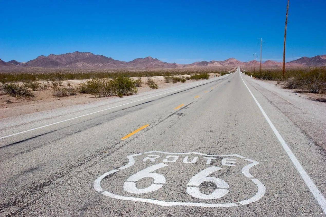 20枚核导弹滞留高速,交警无论怎样都不肯放行,称:必须交罚款!