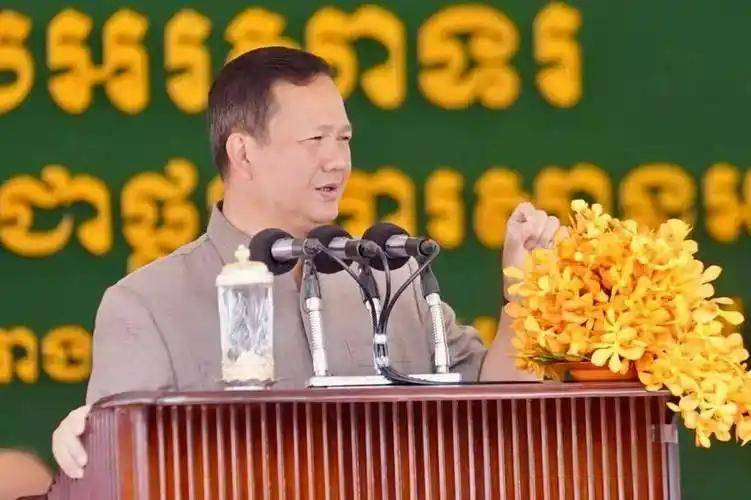 柬埔寨对华最新表态,中柬公路重大突破!东方大智慧,美国人不服不行