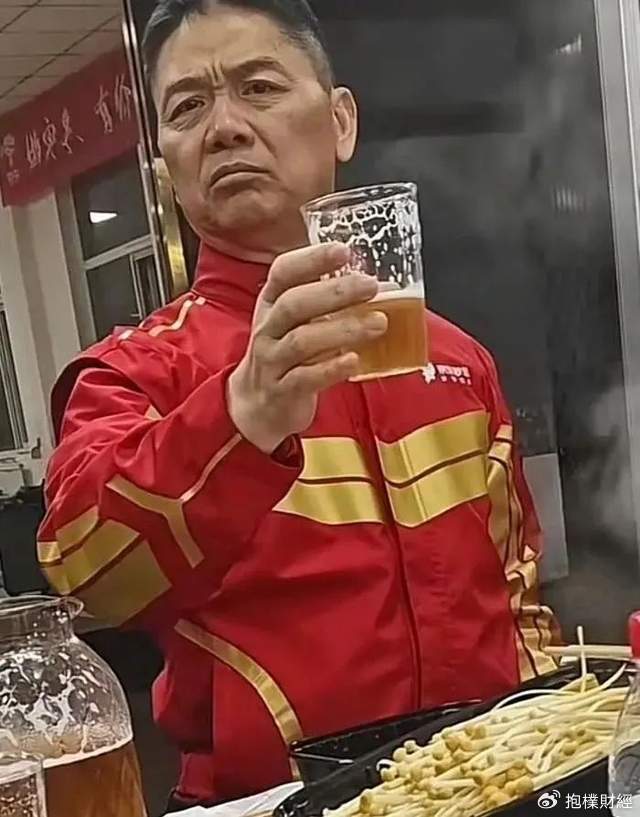 刘强东吃了一顿“价值上亿”的火锅之后,京东外卖崩了