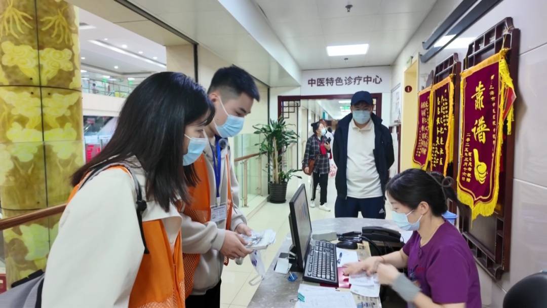 上海确认:正在试点!需求暴涨,男护士决定转行…爷叔激动:试了一次,就一发不可收拾