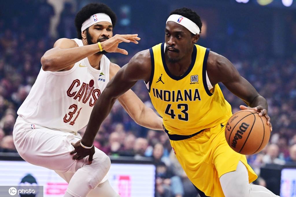 哈利伯顿22+13米切尔33分 步行者险胜骑士迎开门红