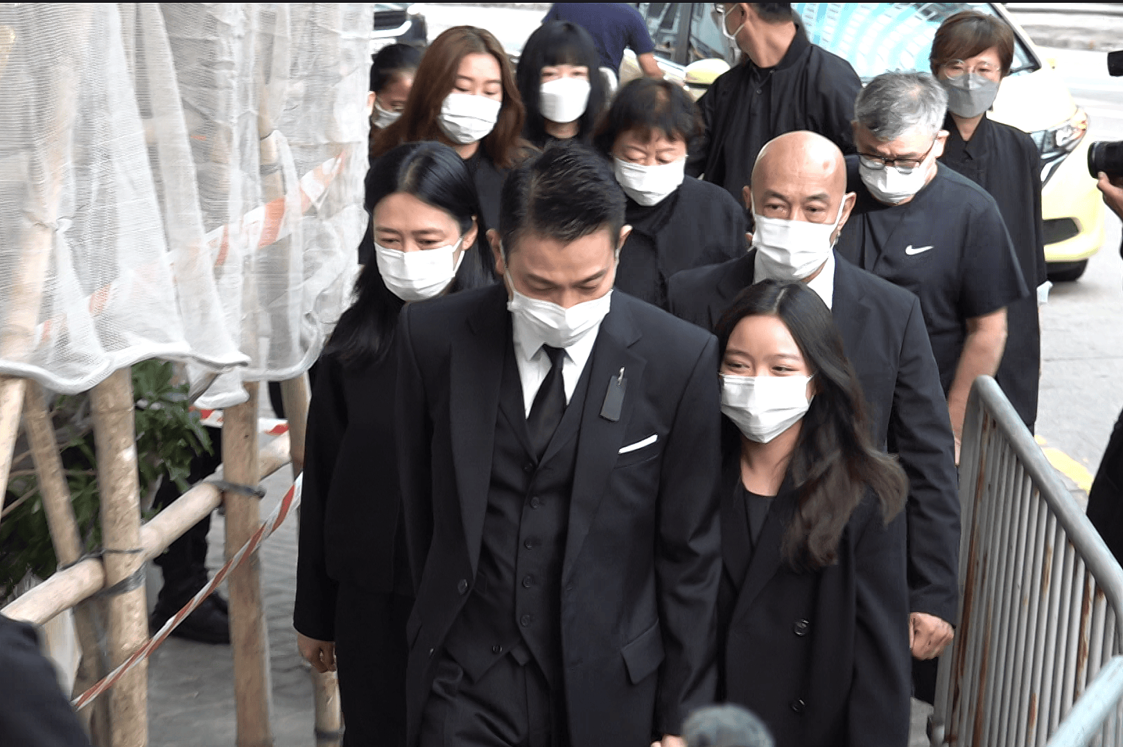 王晶谈刘德华感情生活:刘太好辛苦、女儿会五种语言