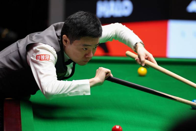 斯诺克:以奥沙利文和丁俊晖为榜样成为他们超越他们