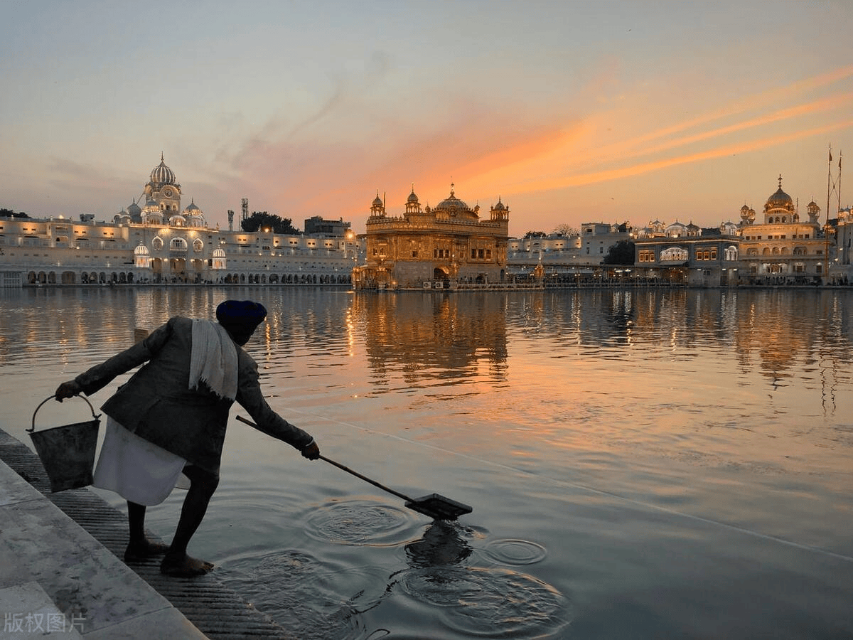 印巴彻夜激战,巴铁打得印军“骂骂咧咧”,莫迪却突然点名中国