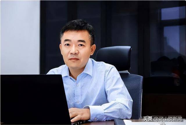 他,永州首富,曾是理科状元,放弃美国高薪,归国后身价105亿