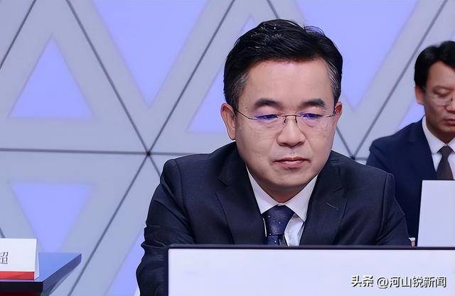 他,永州首富,曾是理科状元,放弃美国高薪,归国后身价105亿