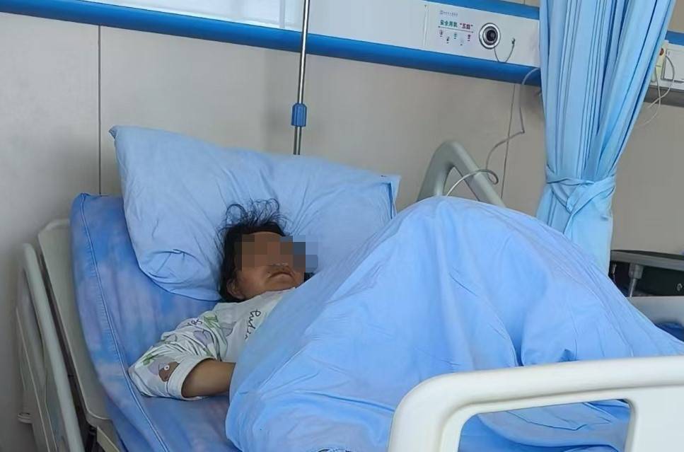 护士发错药致患者误服数日,医院:护士未认真执行医疗规范制度