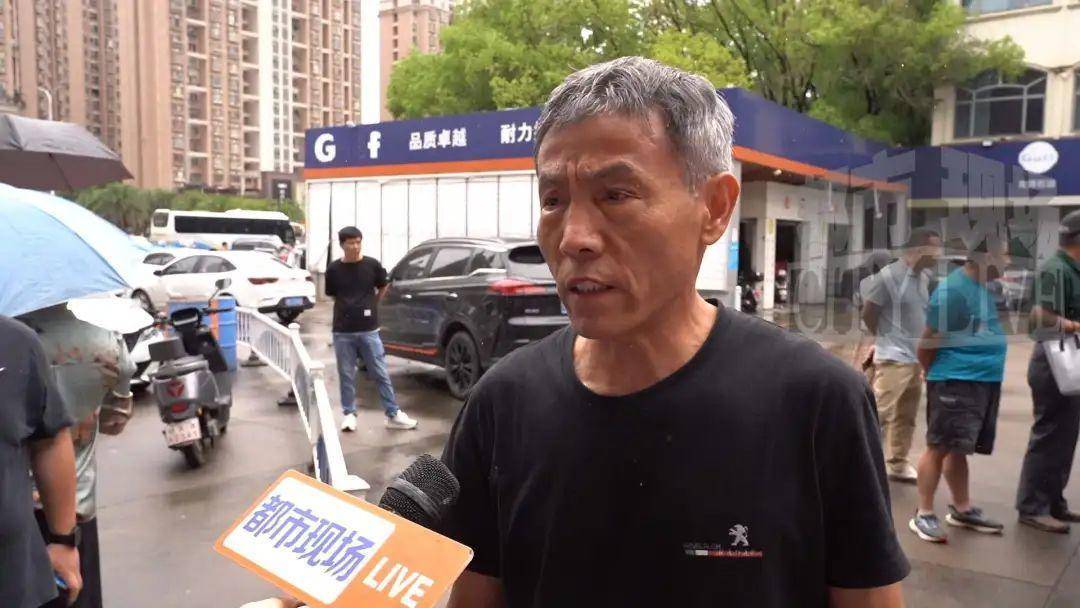 南昌南斯友好路两家“海湾石油”停业,消费者:昨天还加了油!房东:欠了1.3亿