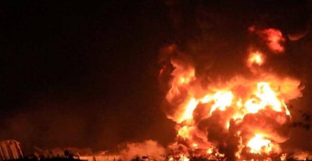 胡塞的导弹基地,藏得太深了!以军偷袭未果,炸民航客机强行挽尊