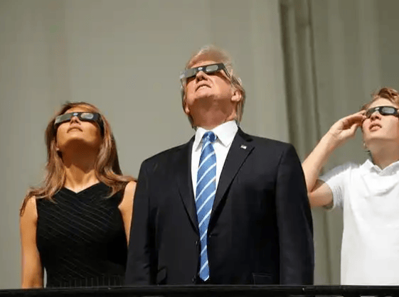 美欧稀土库存全面告急，特朗普使出两个毒招，不料中方火速行动了