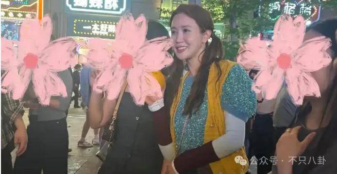 自曝与丈夫经常吵架?但怎么感觉她是在变相秀恩爱呢!