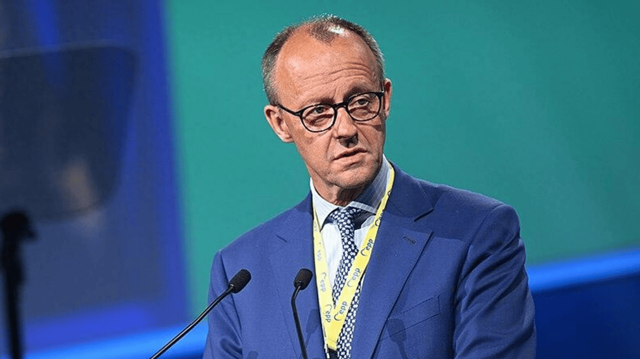 德国已拍板,乌可直攻俄境目标,70岁默克尔罕见出山,措辞不简单