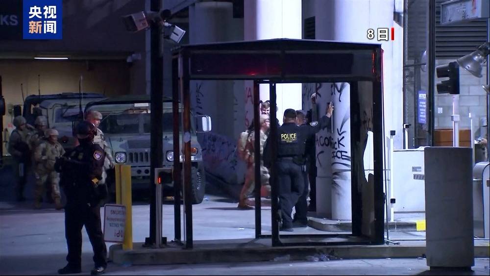 洛杉矶惊现新兵种 两大因素引爆加州“内战”升级