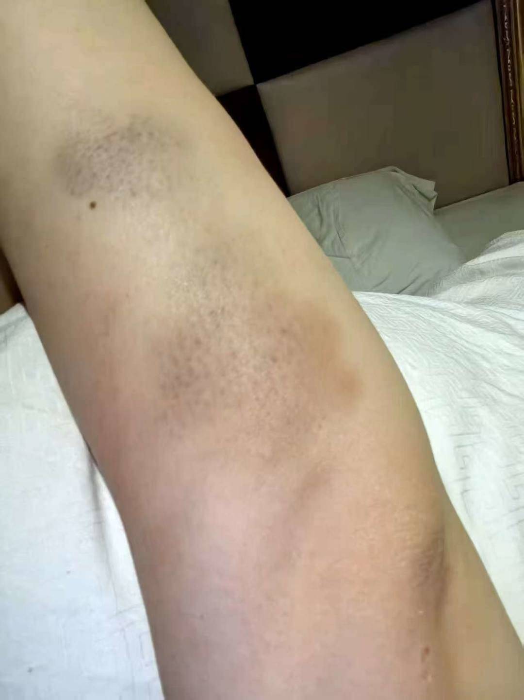 毒杀儿女的父亲:夫妻婚后经济压力较大,案发前曾达成离婚协议|封面深镜