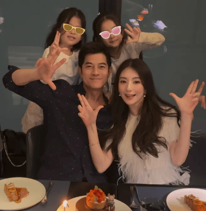 59岁郭富城官宣妻子怀上三胎:这是上天给的礼物,很开心