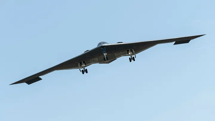 声东击西、跨洋奇袭:美军披露空袭伊核设施全过程