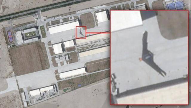 美国卫星拍下，解放军新利器：中美博弈，新的变数出现了？