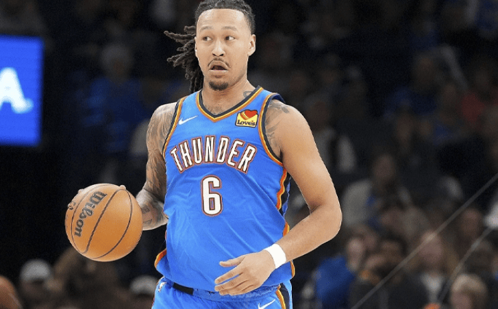 1亿!1.22亿!NBA疯狂一夜,老詹创造历史,哈登留守快船