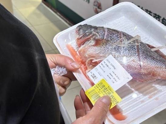 北京晚8点后的超市有多火爆?提醒:买“上头”反而没实惠