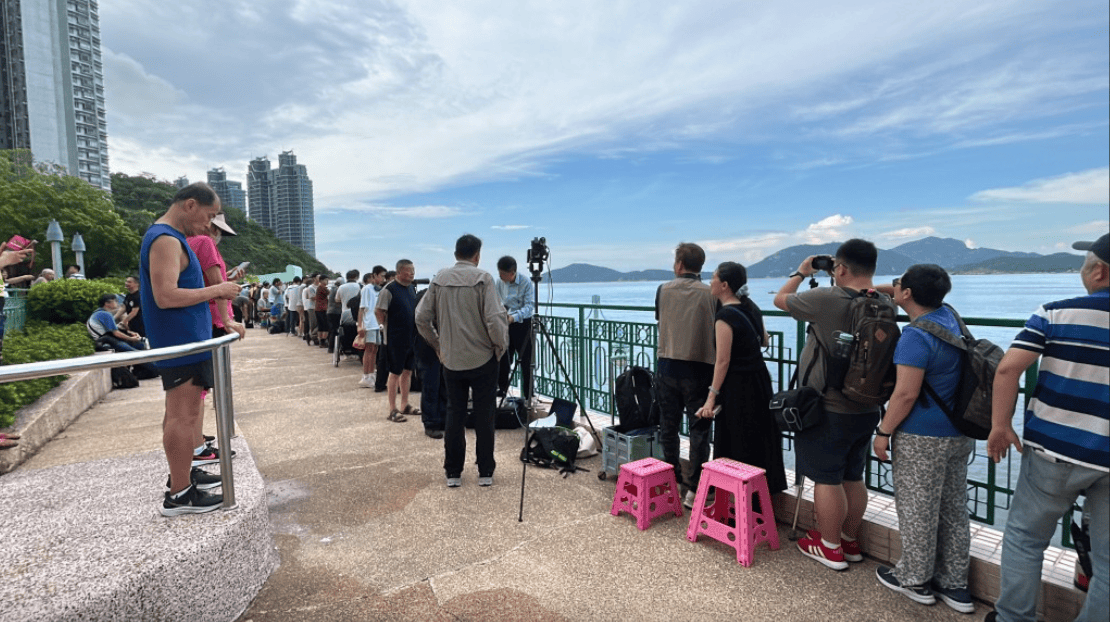 金灿荣:山东舰访问香港让人眼馋,我大胆提个建议!