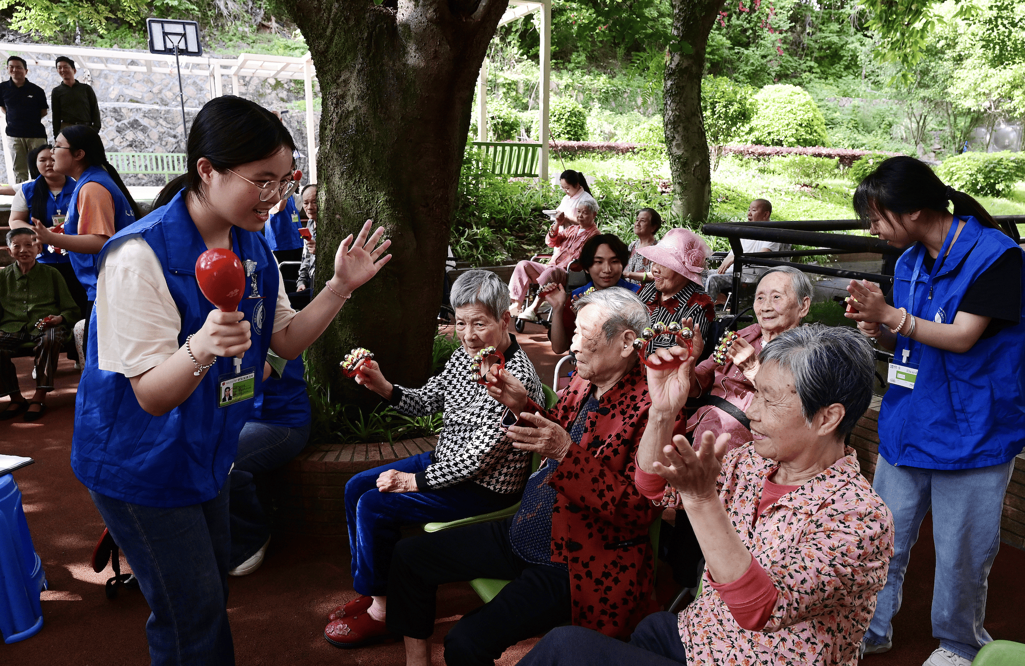 两部门最新发布,2025年退休人员养老金上调2%