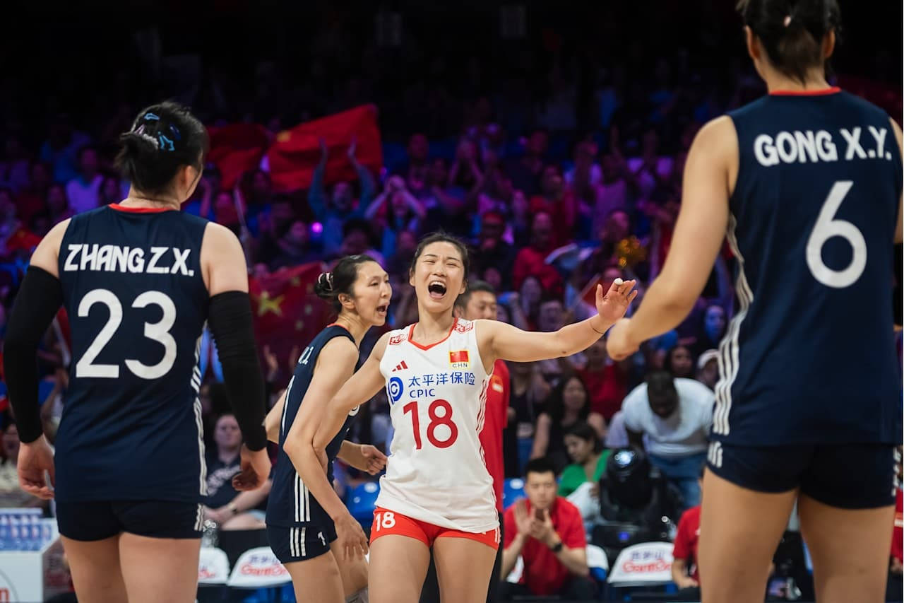 中国队3-2逆转美国队,女排世联赛分站赛收官,总决赛首场对波兰