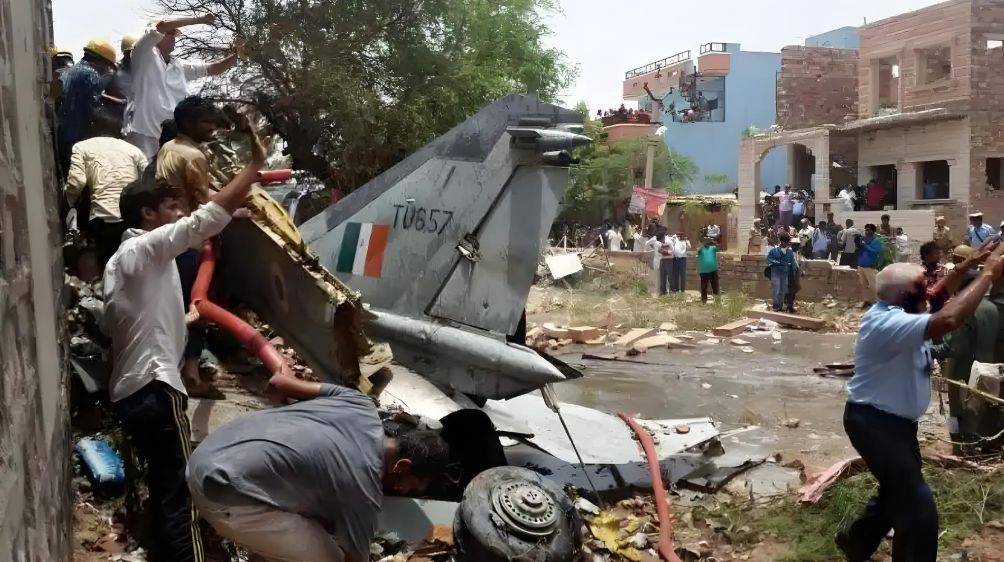 印度军官海外自曝空战惨败，甩锅莫迪政府引全民破防，太尴尬了