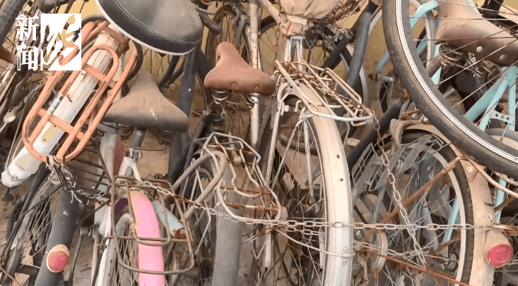 上海一小区车位被长年霸占!居民窝火,物业却不敢动……危险!