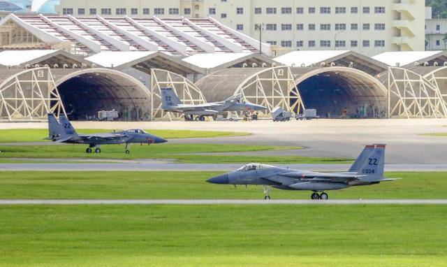 西方最强四代半，终于现身中国家门口，百架歼16静候，结局无悬念