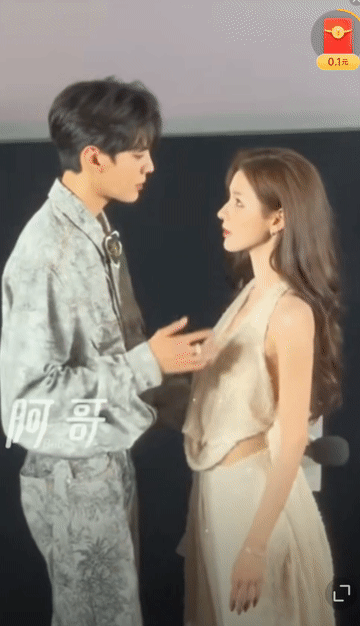 内娱剧宣彻底疯狂:张予曦毕雯珺当众接吻杨超越丁禹兮痛哭流涕