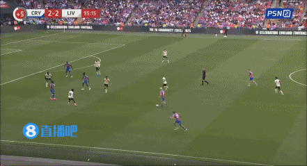 90分钟战报-利物浦2-2水晶宫进点球大战 埃基蒂克闪击弗林蓬建功