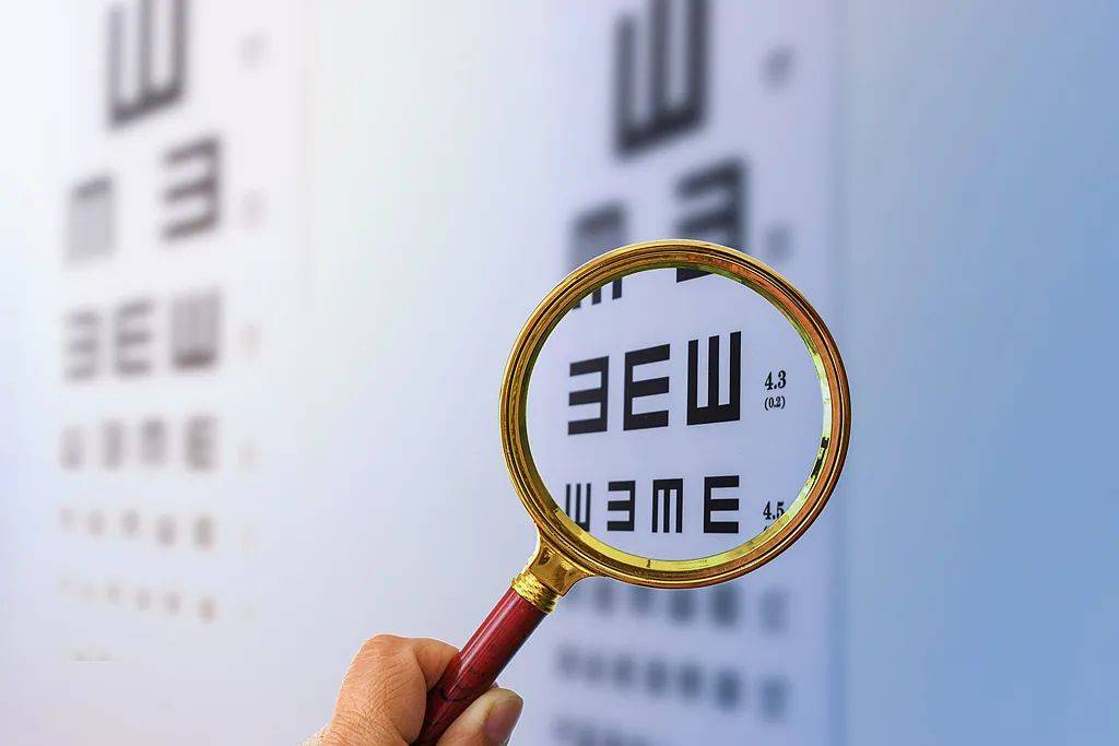 近视超这个度数,眼部疾病风险骤升!