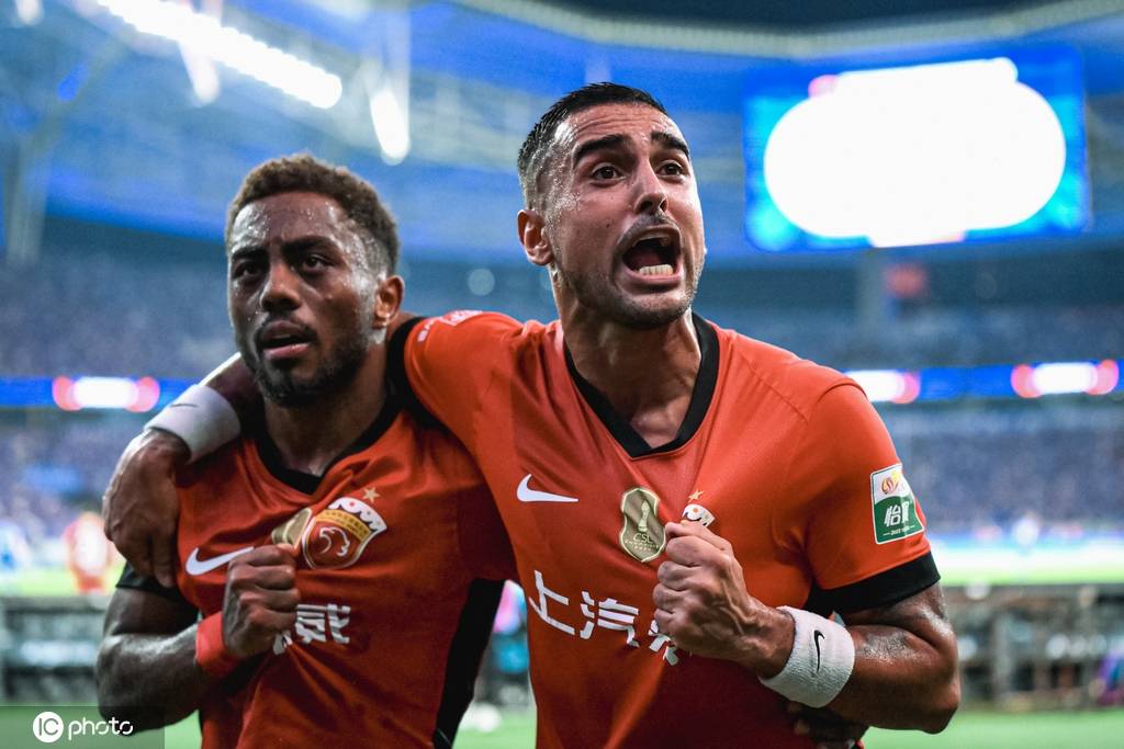 中超最佳阵容:海牛锋霸独造3球 恩戈姆传射助梅州12轮首胜 中超最佳阵容:海牛锋霸独造3球 恩戈姆传射助梅州12轮首胜