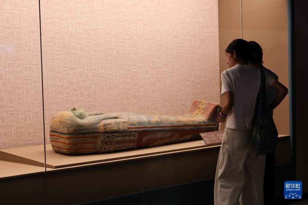 上海博物馆“金字塔之巅:古埃及文明大展”落幕