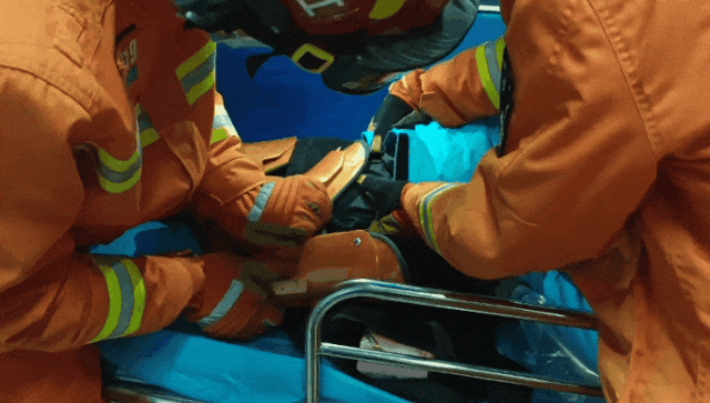 “杀伤力”惊人!击穿眉骨、扎穿手指……这项球速达300km/h的人气运动暗藏风险!