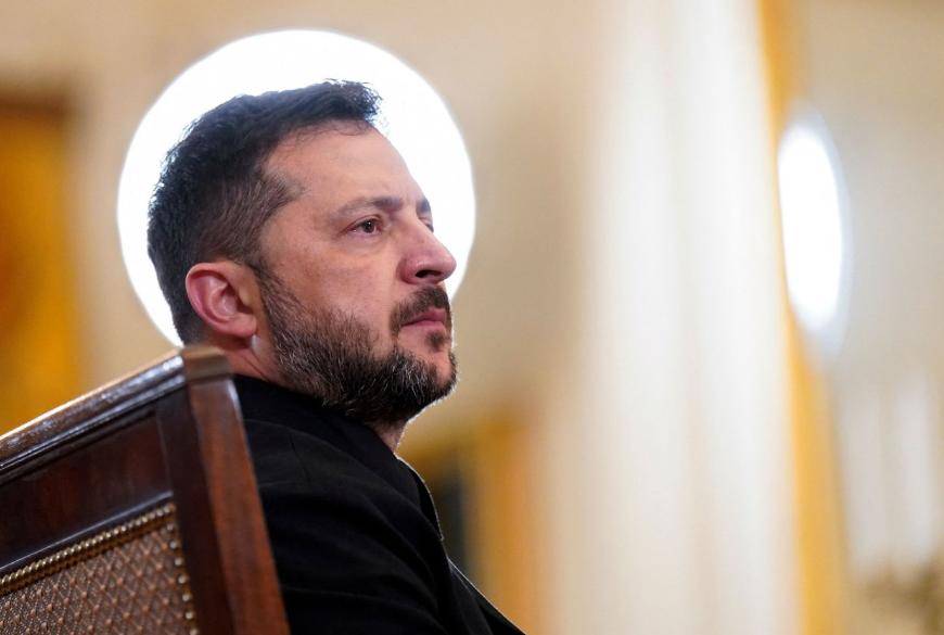 牛弹琴:白宫版智斗,特朗普果然大杀四方