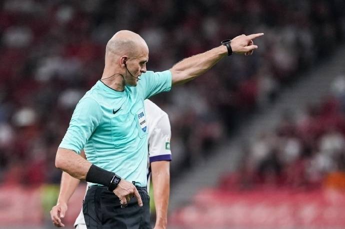 曝本轮中超两场争冠战将采用外籍主裁 赛季首次单轮双洋哨