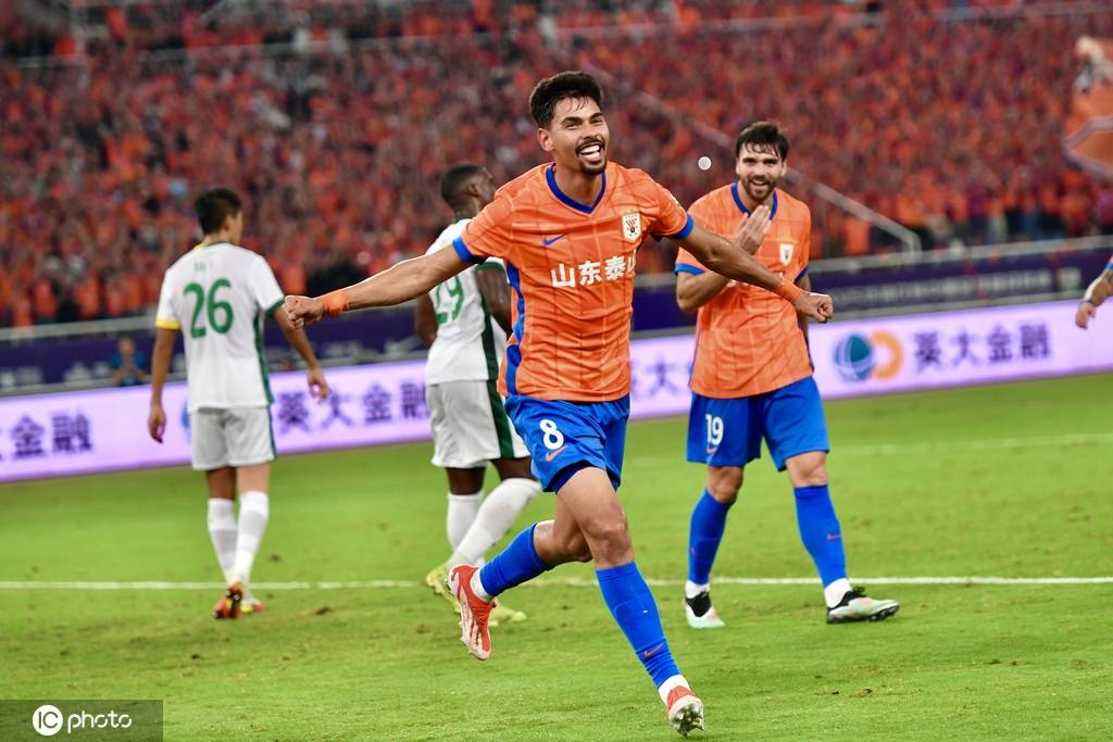 惨案!中超-卡扎大四喜马德鲁加双响 泰山6-0复仇国安