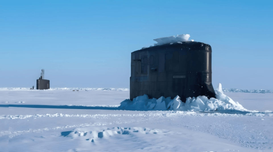 中俄核潜艇同步下潜，首次在西太完成联合行动