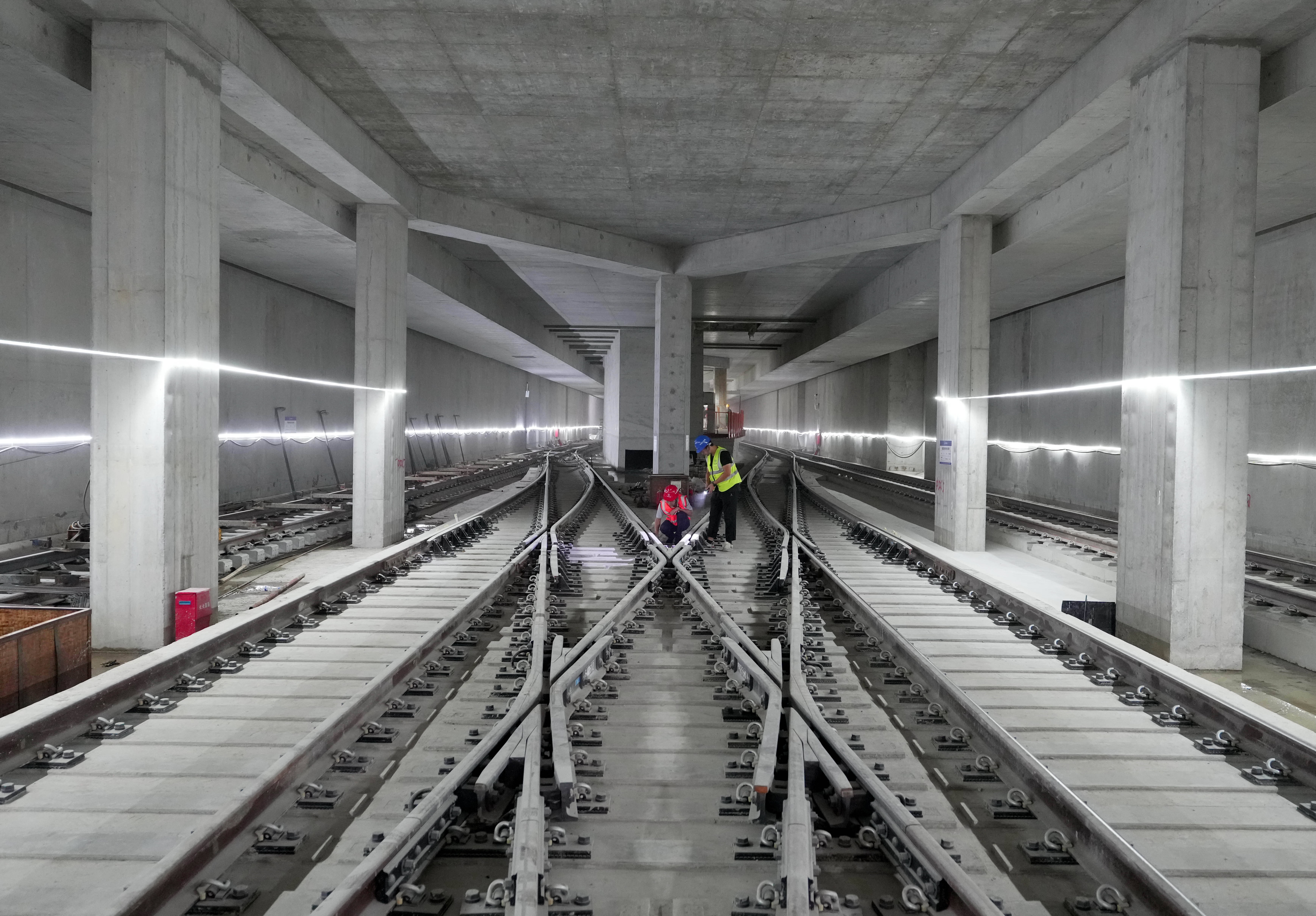 河北石家庄:地铁建设跑出“加速度” 市民出行递增“幸福感”