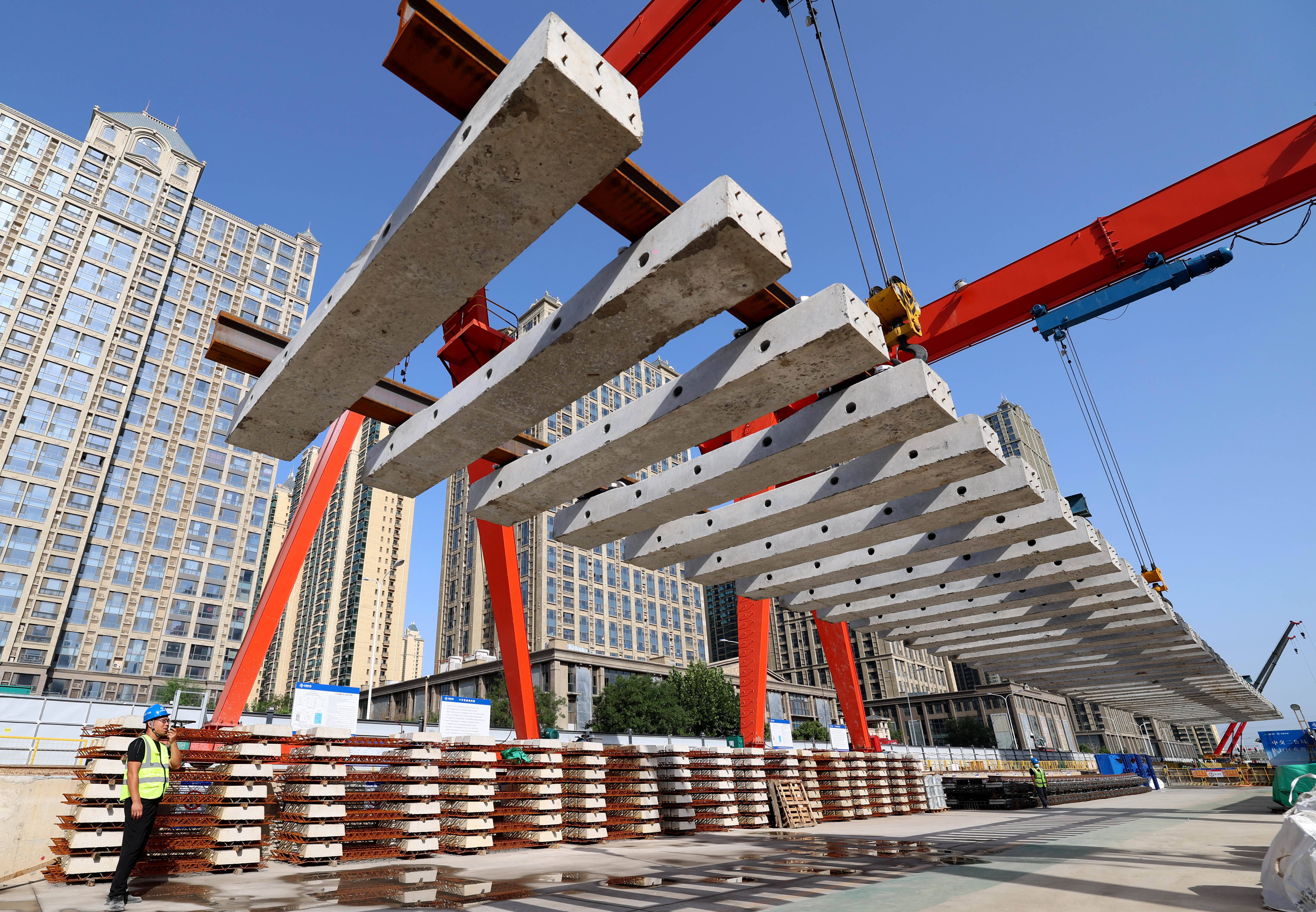 河北石家庄:地铁建设跑出“加速度” 市民出行递增“幸福感”