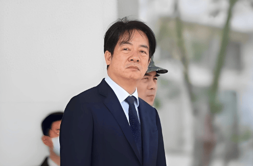 赖清德狂妄喊话大陆，突然就像变了一个人，关键时刻，大陆直接亮底线，全世界都看明白了