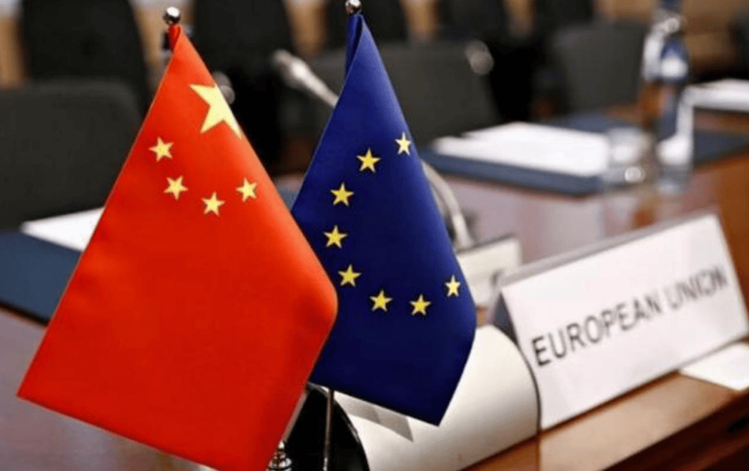 中方刚点头谈判,不到24小时,31国密谋反华,名单上全是狠角色