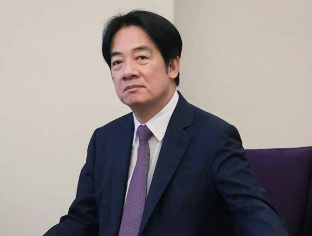 赖清德狼狈返台,4架F-16护航,美高官喊话中国,特朗普在怕什么?
