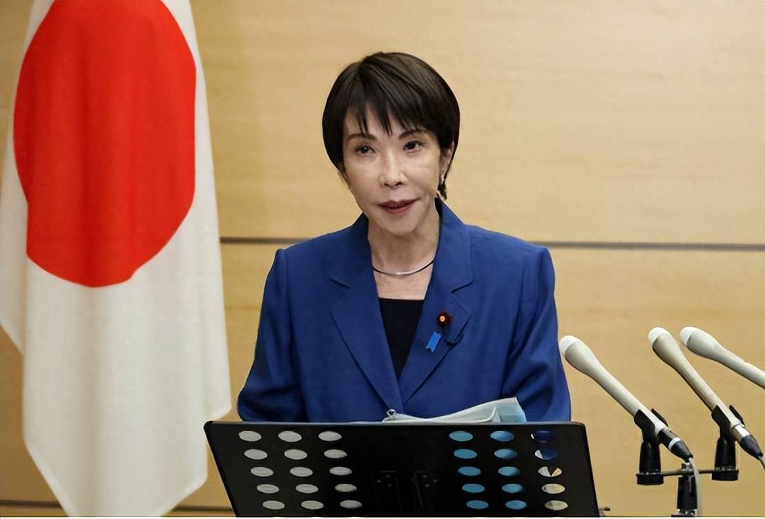 特朗普即将访华,英媒发出提醒!日本突然大规模抛售美债,高市早苗另有图谋?