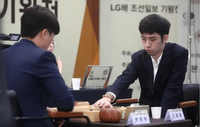逆转夺下LG杯世界冠军,当年的顽童已成中国围棋的领军人物