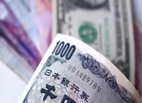 货币(货币基金抢手一季度猛增万亿) 货币(货币基金抢手一季度猛增万亿)